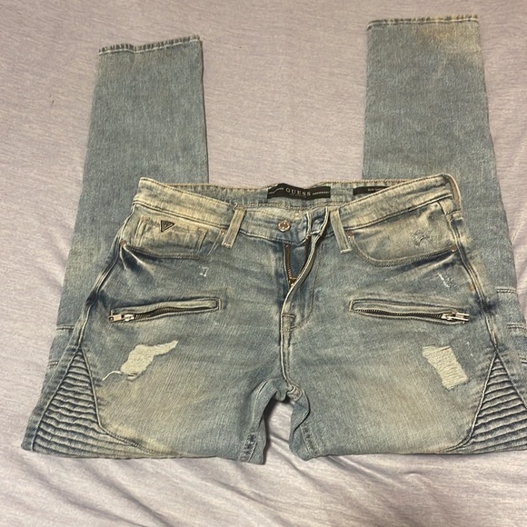 ✨New✨Guess Slim Tapered Men’s Jeans - Picture 3 of 5